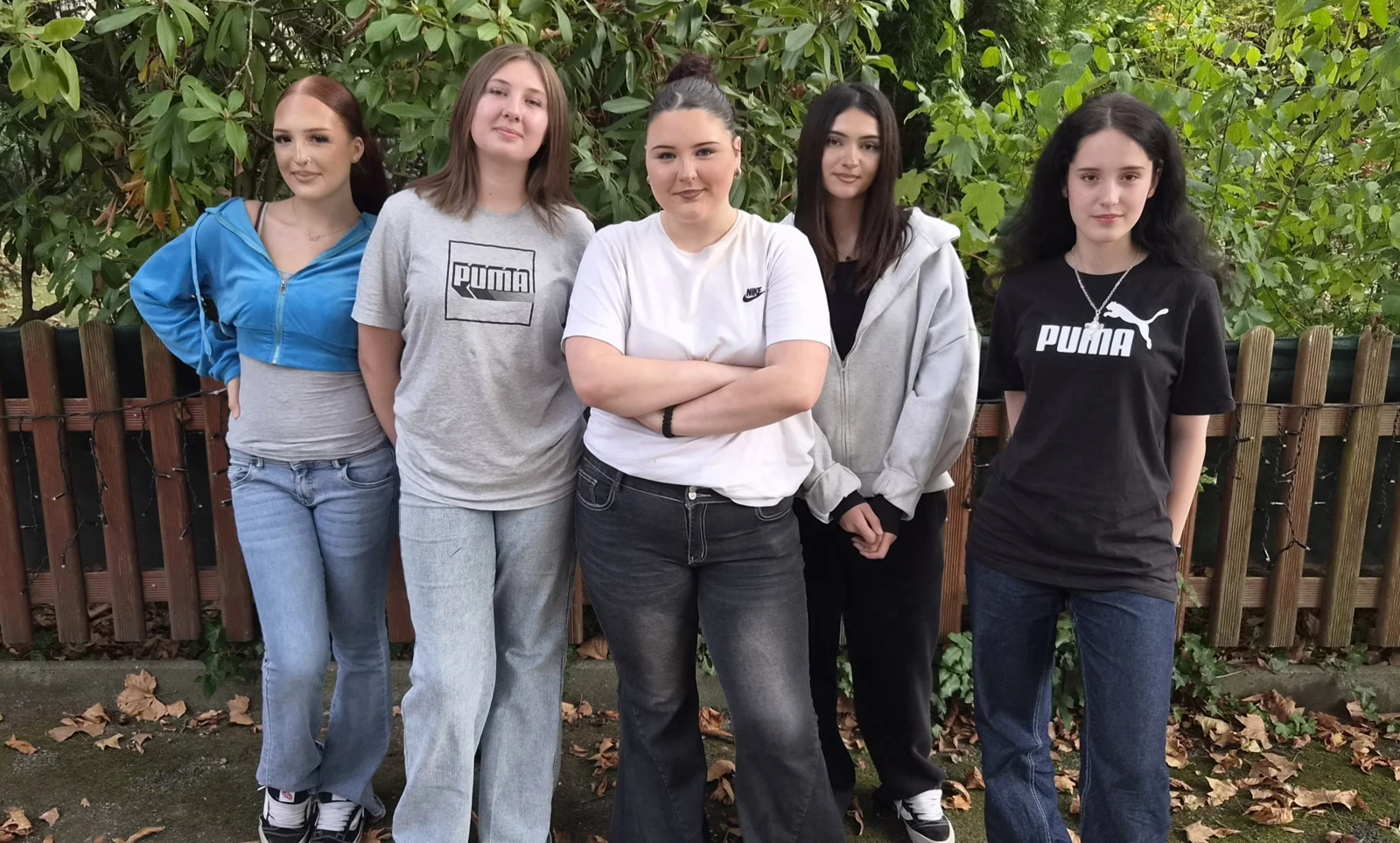 Bandfoto der Sunrise-Girls bei einem Auftritt